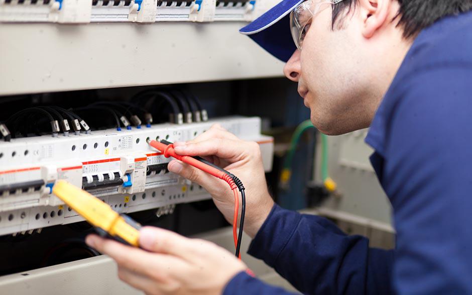travail électricien Saint-Fargeau-Ponthierry